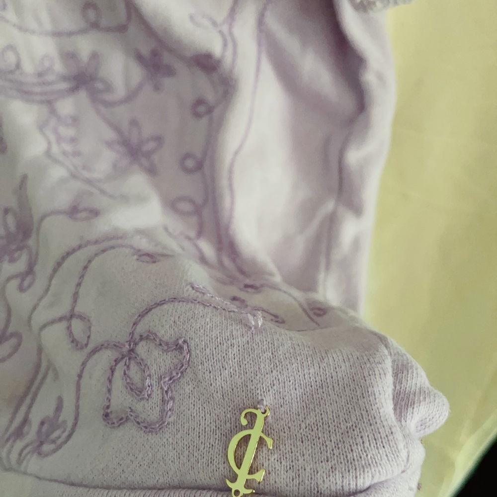 Gently worn Juicy Couture top in Purple - Picture 3 of 5